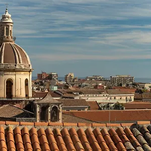 Bed & Breakfast 81 And Breakfast, Catania